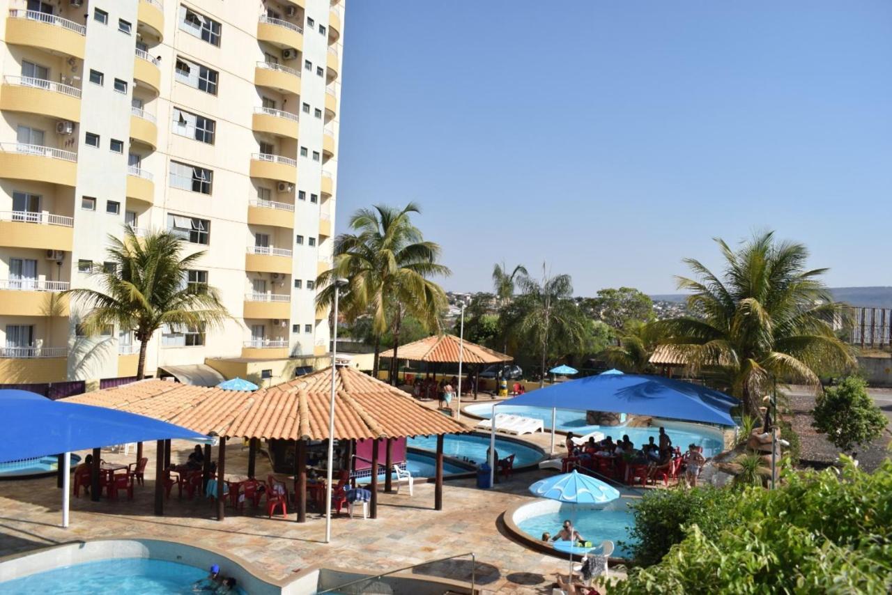 LINDO FLAT com PARQUE AQUÁTICO PERTO DO CENTRO DE CALDAS NOVAS! Caldas Novas Exterior foto
